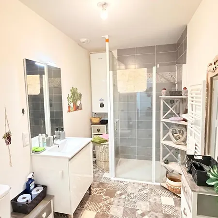 Appartement Valentine, Piscine Et Standing
